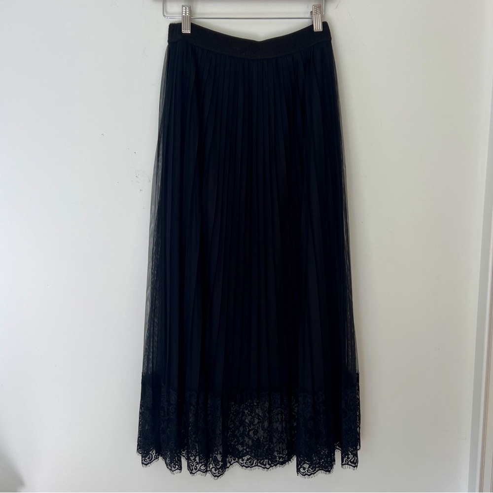 Garcia | Pleated Maxi Skirt with Lace Overlay - Picture 2 of 13